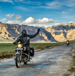 bike trip ladakh