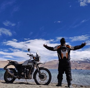 ladakh bike expedition
